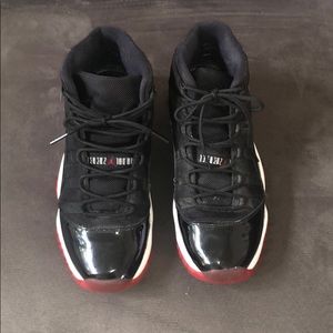 Jordan 11 Retro Low Bred